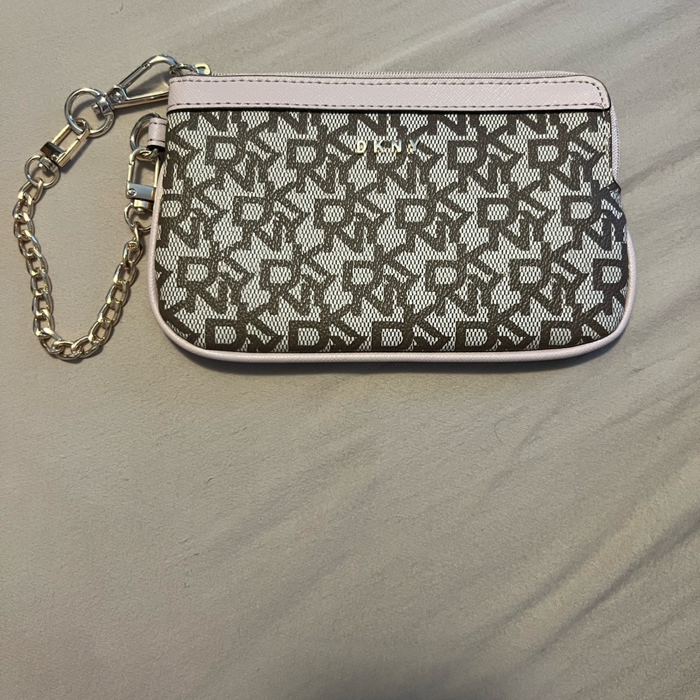 DKNY baby pink wristlet brand new never been used